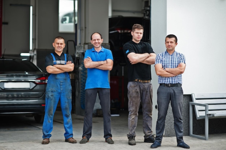 commercial pressure washing los angeles parking garage​